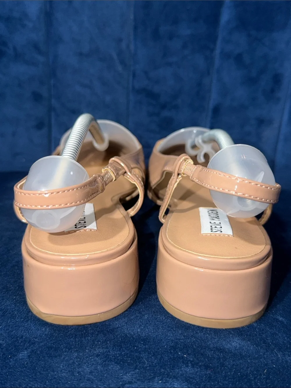 Steve Madden Patent Nude and Black Pointed Slingback Flats - Women's Size 9